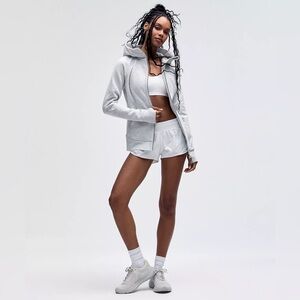 Lululemon Scuba Full zip in Heathered Grey